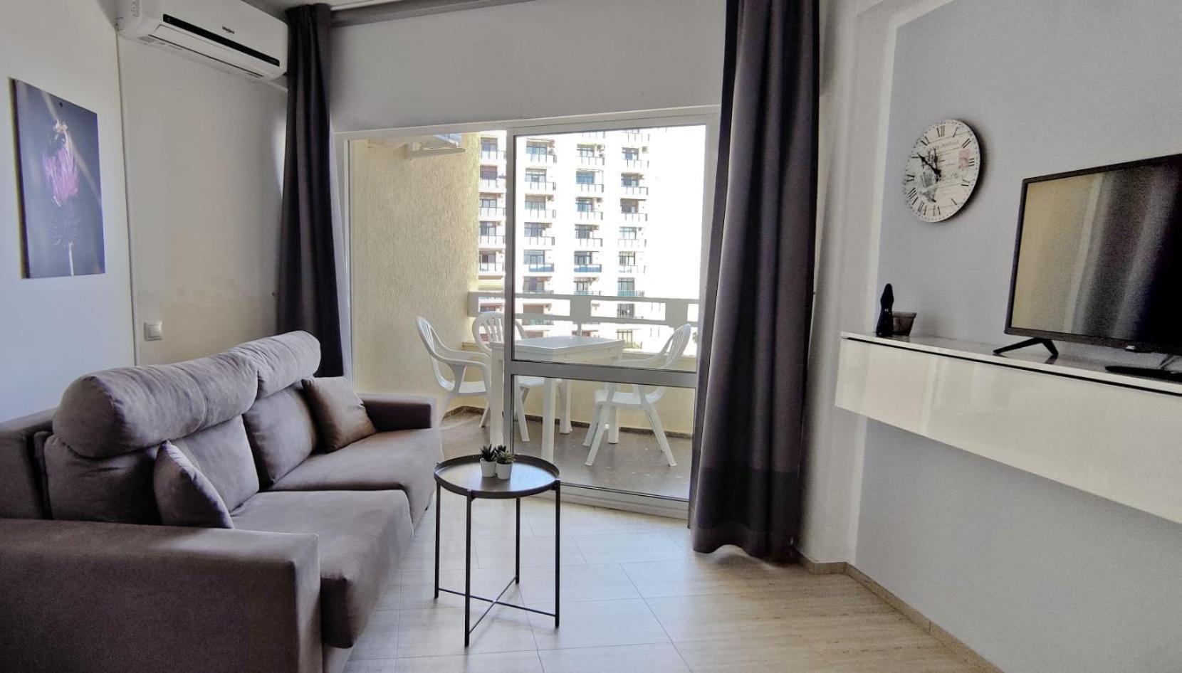 Apartamento Tamarindos II 贝纳尔马德纳 外观 照片
