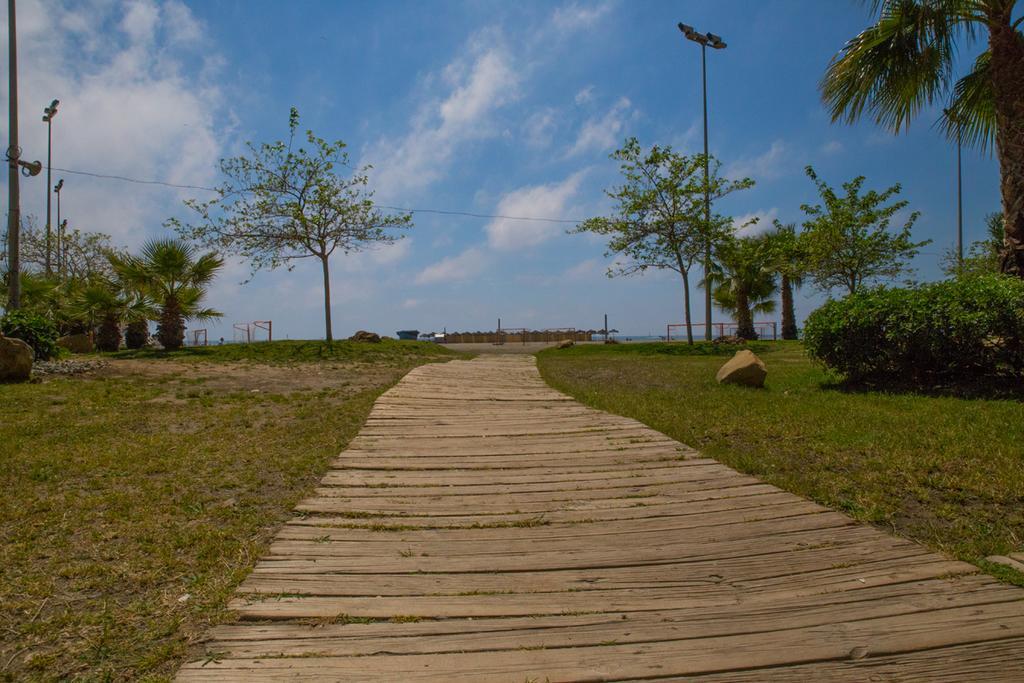 Apartamento Tamarindos II 贝纳尔马德纳 外观 照片